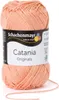 A ball of peach-colored yarn with a label. Produktbild-Vorschau