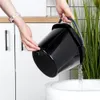 Seau en plastique noir 5 l Voir les images du produit 5