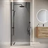 A modern bathroom with a walk-in shower and a vanity. Anteprima dell’immagine prodotto