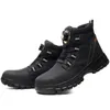 A pair of black work boots on a white background. Produktbild-Vorschau