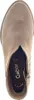 Top-down view of a beige ankle boot. Anteprima dell’immagine prodotto