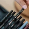 A hand is picking up a pencil from a set of drawing pencils. Podgląd zdjęcia produktu
