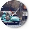 Wanduhr - Rund - Glasuhr - Roller Straße - 40x40cm - Produktbild-Vorschau 1