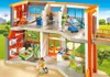 A multi-level toy hospital playset with figures and medical equipment. Produktbild-Vorschau