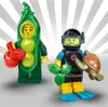 Two Lego minifigures, one dressed as a pea pod and the other as a scuba diver holding a turtle. Produktbild-Vorschau