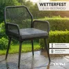 A dark gray outdoor chair with a cushion is shown in the rain on a patio. Lush green bushes and grass are in the background. Text overlays highlight product features. Produktbild-Vorschau