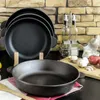 Ø28cm Gusseisenpfanne mit Glasdeckel Bräter Schmortopf aus Produktbild-Vorschau 11