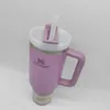 Stanley Trinkflasche Outdoor Ausruestung Quencher H2 0 Produktbild-Vorschau 5