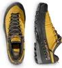 A pair of yellow and black hiking shoes shown from top and side views on a white background. Voir les images du produit