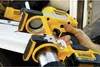 DeWALT DCGG571M1 power grease gun Anteprima dell’immagine prodotto 4