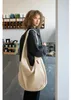 reisenthel Moonbag – taška cez rameno 48 cm (cord sand) Náhľad obrázku produktu 13