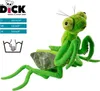 A plush toy praying mantis is shown against a white background, with product information and care instructions displayed to the left. Produktbild-Vorschau
