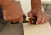 Fiskars Profimesser m. Feile integriertem Schärfer Produktbild-Vorschau 14