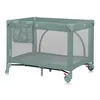 A green travel crib with mesh sides and a storage pouch on one side, shown from a slightly elevated front-left angle. Náhľad obrázku produktu