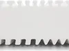 A close-up, straight-on view of a white mattress with a toothed edge. Produktbild-Vorschau