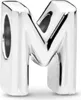 A silver letter 'M' charm is shown against a white background. Anteprima dell’immagine prodotto