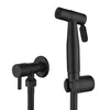 A black bidet sprayer set with a wall mount is shown against a white background. Anteprima dell’immagine prodotto