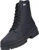 Auf dem Bild ist ein schwarzer Stiefel zu sehen der von der Seite präsentiert wird. Der Stiefel hat ein schlichtes Design und wirkt robust. Produktbild-Vorschau