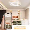 A modern dining room with a stylish ceiling light, shown both directly and on a smartphone screen. Voir les images du produit