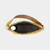 PICARD Leder Handtasche Umhängetasche Stash Cross Bag Produktbild-Vorschau 8