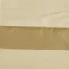 A close-up view of a beige fabric with a horizontal stripe. Anteprima dell’immagine prodotto
