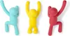 Three colorful, stylized figures are shown against a white background. Anteprima dell’immagine prodotto