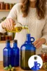 Blaue Glasflasche 1 L mit Ausgießer & Schraubverschluss – Produktbild-Vorschau 7