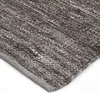 Grauer Teppich aus geflochtenem Leder, 60x120 cm Produktbild-Vorschau 3