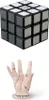 A Rubik's cube and a severed hand prop are shown against a white background. Anteprima dell’immagine prodotto
