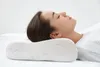 A woman sleeping on an orthopedic pillow. Produktbild-Vorschau
