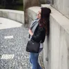 Vuch Dámská crossbody kabelka Coalie černá One size Náhled obrázku produktu 15