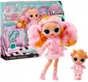 A LOL Surprise Tweens doll and a smaller doll are displayed in their packaging, which resembles a beauty salon or spa setting. Voir les images du produit