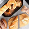 Priestranný čierny chlebník s dreveným vekom a doskou na Náhľad obrázku produktu 7