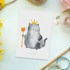 Mr. & Mrs. Panda Postkarte Katze König - Weiß - Geschenk, Produktbild-Vorschau 2
