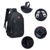 A collage of images showing a black backpack and close-ups of its features. Voir les images du produit