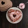 nordic ware - Stampo Bundt Tiered Heart Anteprima dell’immagine prodotto 8