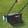 A lawn scarifier or aerator is shown in operation on a grassy lawn. Produktbild-Vorschau