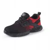 A single black and red safety shoe is shown against a white background. Produktbild-Vorschau