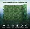 A close-up of a green artificial ivy privacy screen with a forest background and marketing icons at the bottom. Voir les images du produit