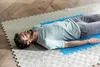 Mata met sensorische stekels, hard (stijf), 1 stuk - Rood Productafbeelding-voorbeeld 2