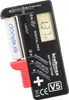 A digital battery tester with a battery inserted. Produktbild-Vorschau