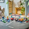 LEGO DUPLO Town F1 Team Rennautos mit Rennfahrern, Produktbild-Vorschau 6