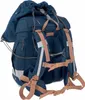 A close-up view of the back of a navy blue backpack. Voir les images du produit
