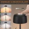 A hand is shown adjusting the brightness of a black desk lamp, with examples of different color temperatures displayed. Produktbild-Vorschau