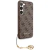 A brown Guess phone case with a repeating logo pattern and a gold charm attached to a lanyard. Náhled obrázku produktu