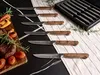 BELIANI Sada steakových nožov s hnedou drevenou rukoväťou z Náhľad obrázku produktu 2