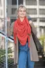 Knit Factory Lola Dreieckstuch - Kings Blue - 190x85 cm Produktbild-Vorschau 6