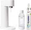 A white soda maker, a clear bottle with water, and a silver CO2 cylinder are arranged on a white background. Anteprima dell’immagine prodotto