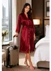 Damen Satin Morgenmantel lang mit Spitze – Kimono Produktbild-Vorschau 4