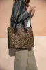 reisenthel Daily shopper Leo Fake Fur Tasche DN6072 Produktbild-Vorschau 2